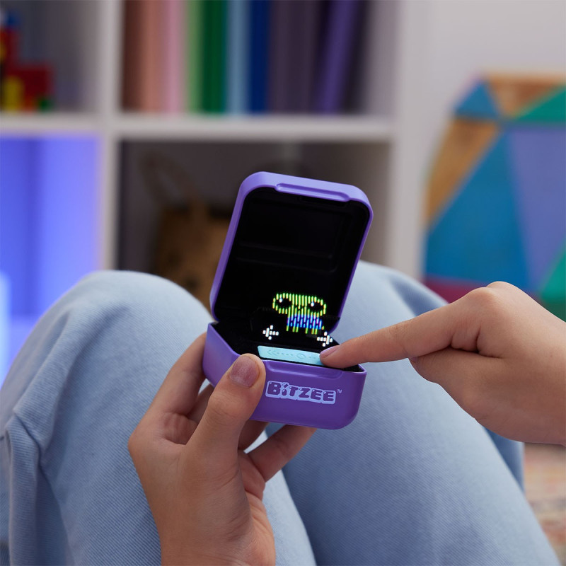 Інтерактивна іграшка з віртуальними цифровими героями BITZEE - МОЇ ПІКСЕЛЬНІ УЛЮБЛЕНЦІ (фіолет.)