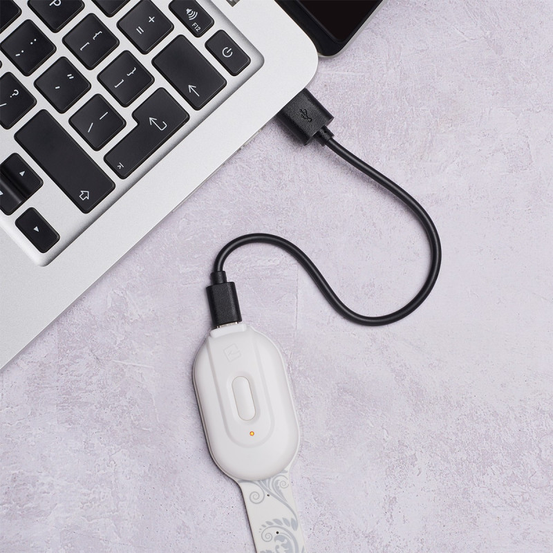 Закладка-ліхтарик FLEXILIGHT Rechargeable серії «Класика» - БІЛІ КВІТИ