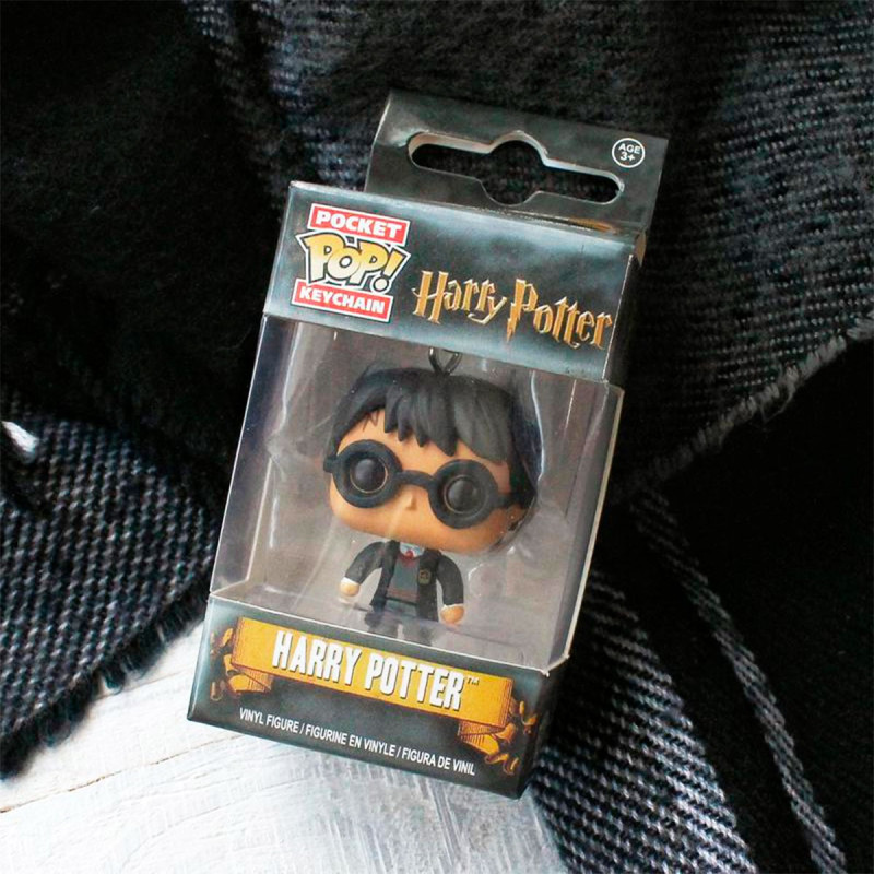 Ігрова фігурка на кліпсі FUNKO POP! серії "Гаррі Поттер" - ГАРРІ ПОТТЕР