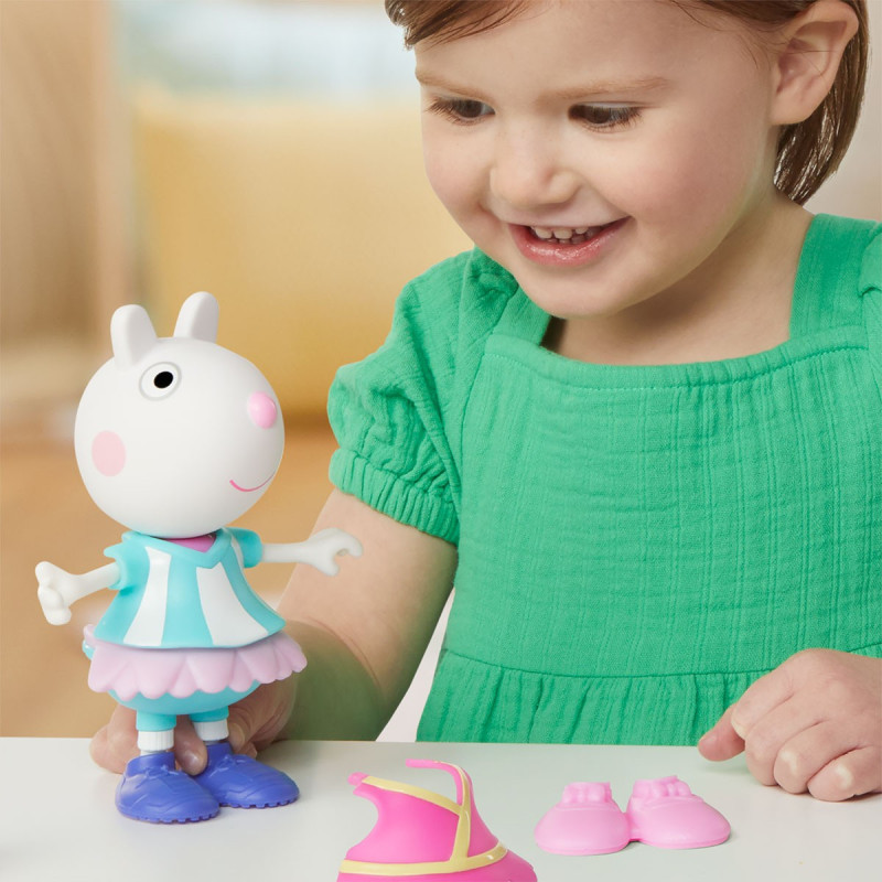 Ігровий набір PEPPA FIGURINES серії "Модна пригода" - ОДЯГНИ СЮЗІ