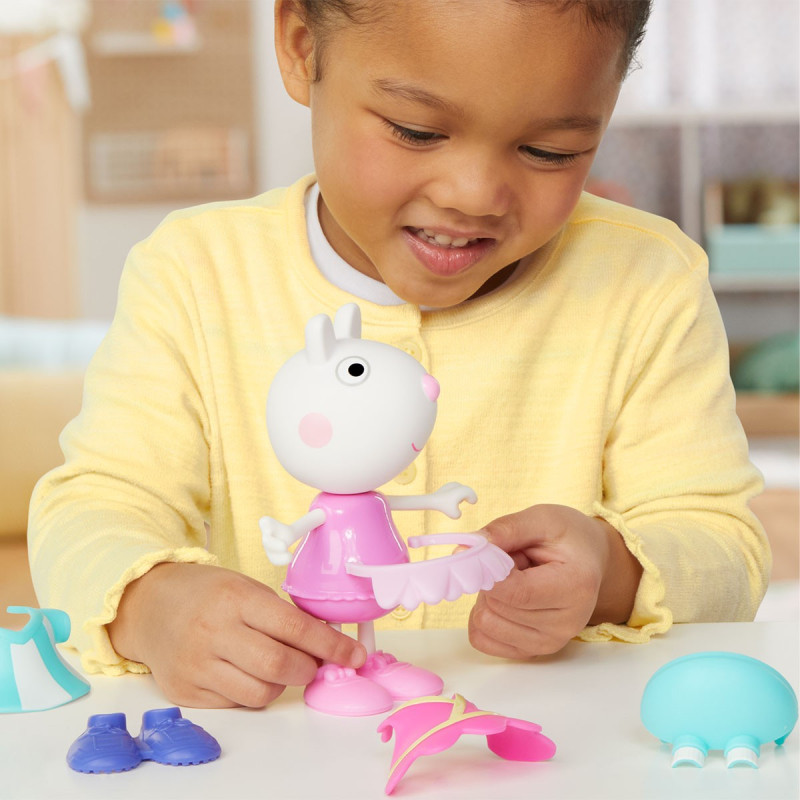 Ігровий набір PEPPA FIGURINES серії "Модна пригода" - ОДЯГНИ СЮЗІ