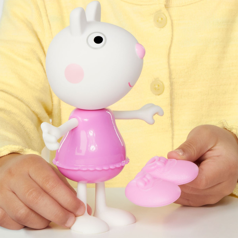 Ігровий набір PEPPA FIGURINES серії "Модна пригода" - ОДЯГНИ СЮЗІ