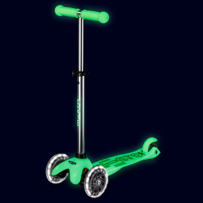 Самокат MICRO серії "Mini Deluxe Glow LED" – КРИЖАНИЙ ЛАЙМ (до 50 kg, 3-х колісний, світло)