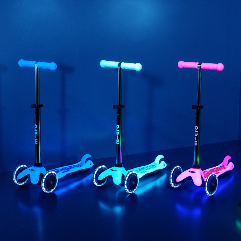 Самокат MICRO серії "Mini Deluxe Glow LED" – КРИЖАНИЙ ЛАЙМ (до 50 kg, 3-х колісний, світло)