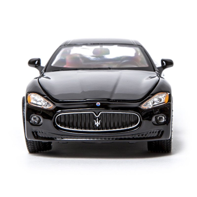 Автомодель - MASERATI GRANTOURISMO (2008) (асорті чорний, сріблястий, 1:24)